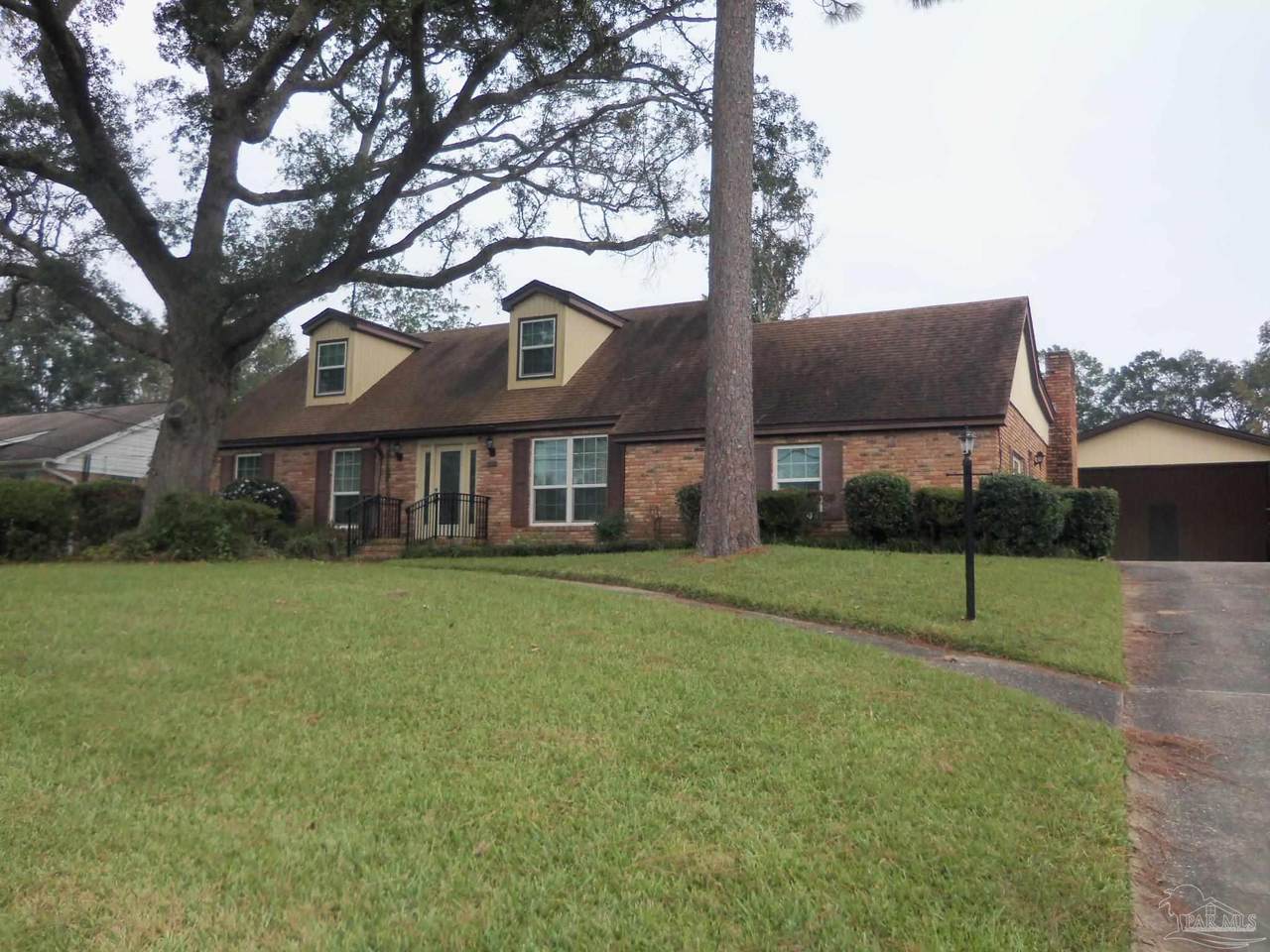 8812 Burning Tree Rd - Photo 1