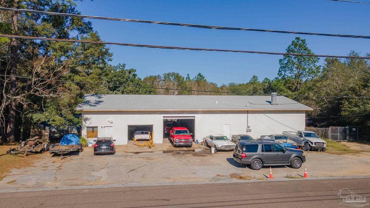 392 Pinestead St - Photo 1