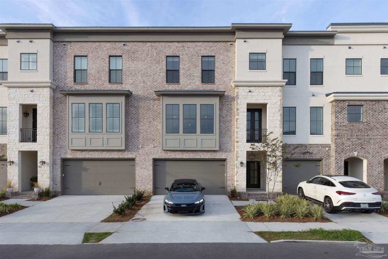 308 Romana St - Photo 1