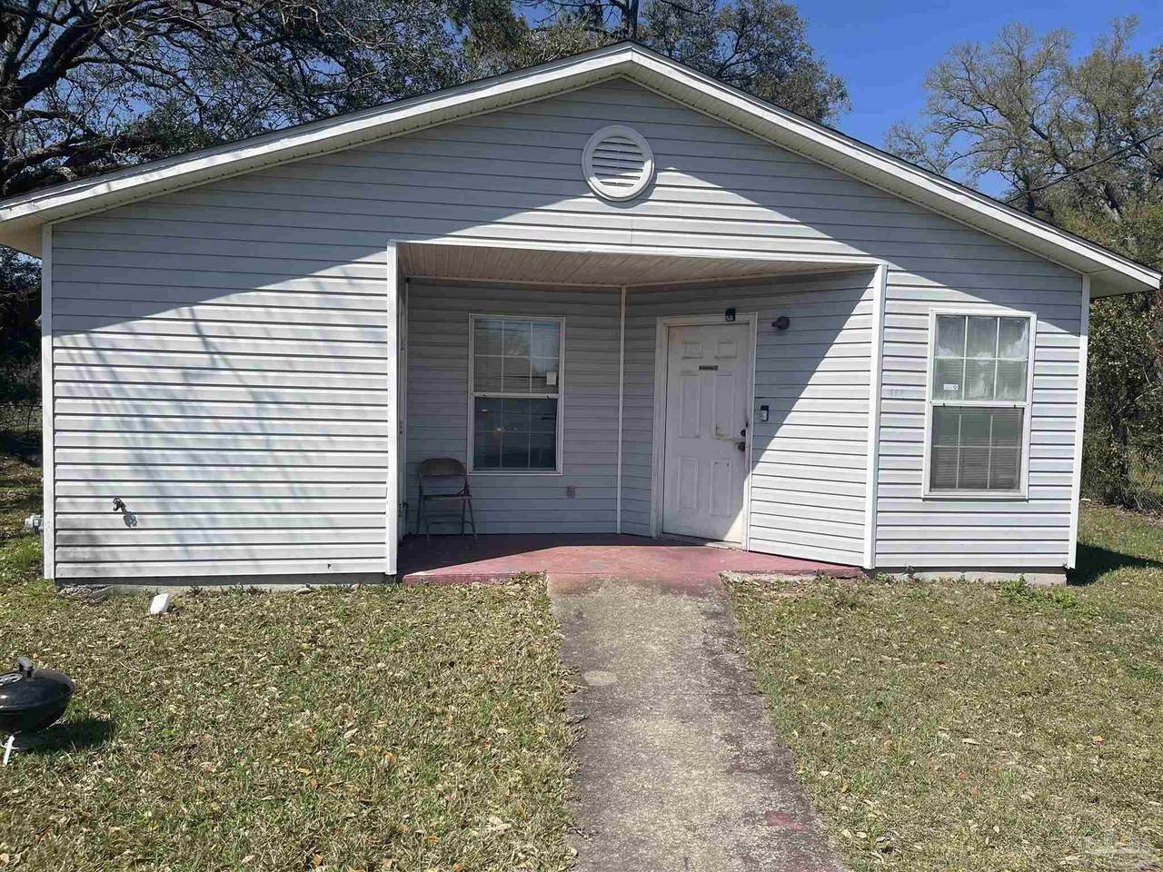 1423 48th Ave - Photo 1