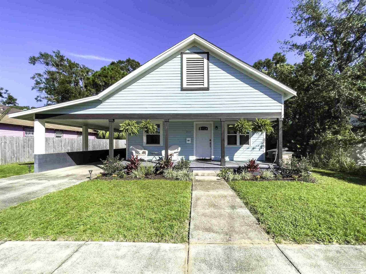 238 C St - Photo 1