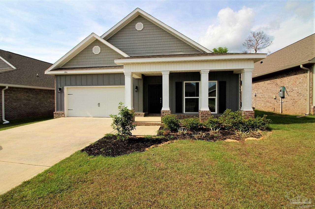 8006 Burnside Loop - Photo 1