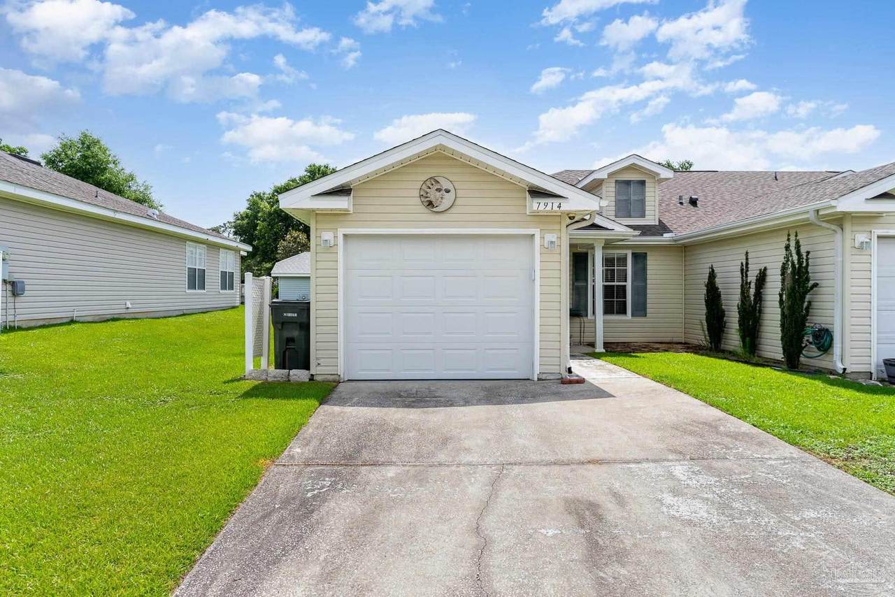 7914 Stonebrook Dr - Photo 1