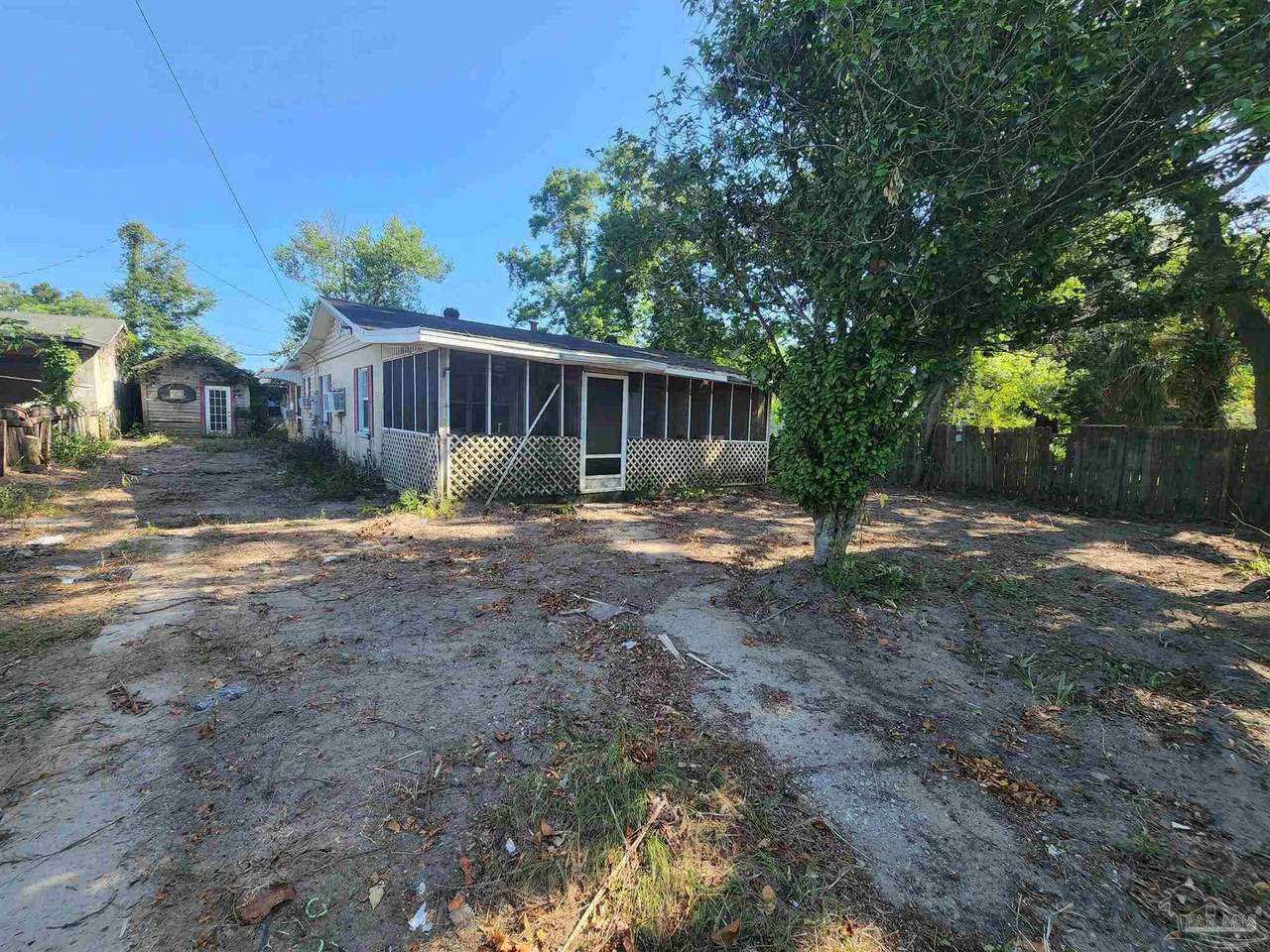3703 Theresa St - Photo 1