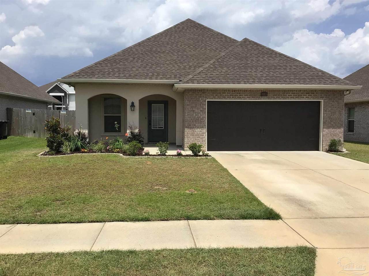 8917 Bellawood Cir - Photo 1