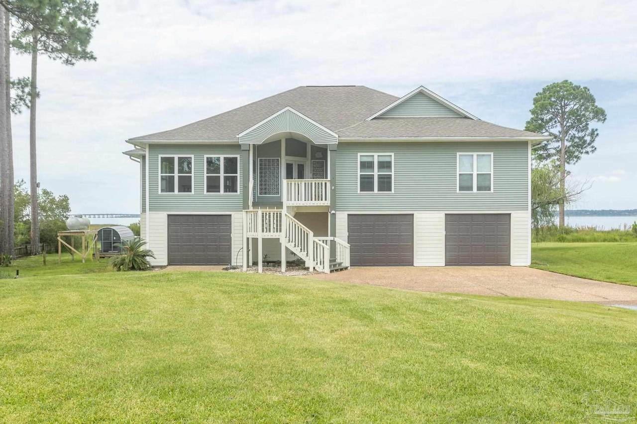 4501 Bayside Dr - Photo 1