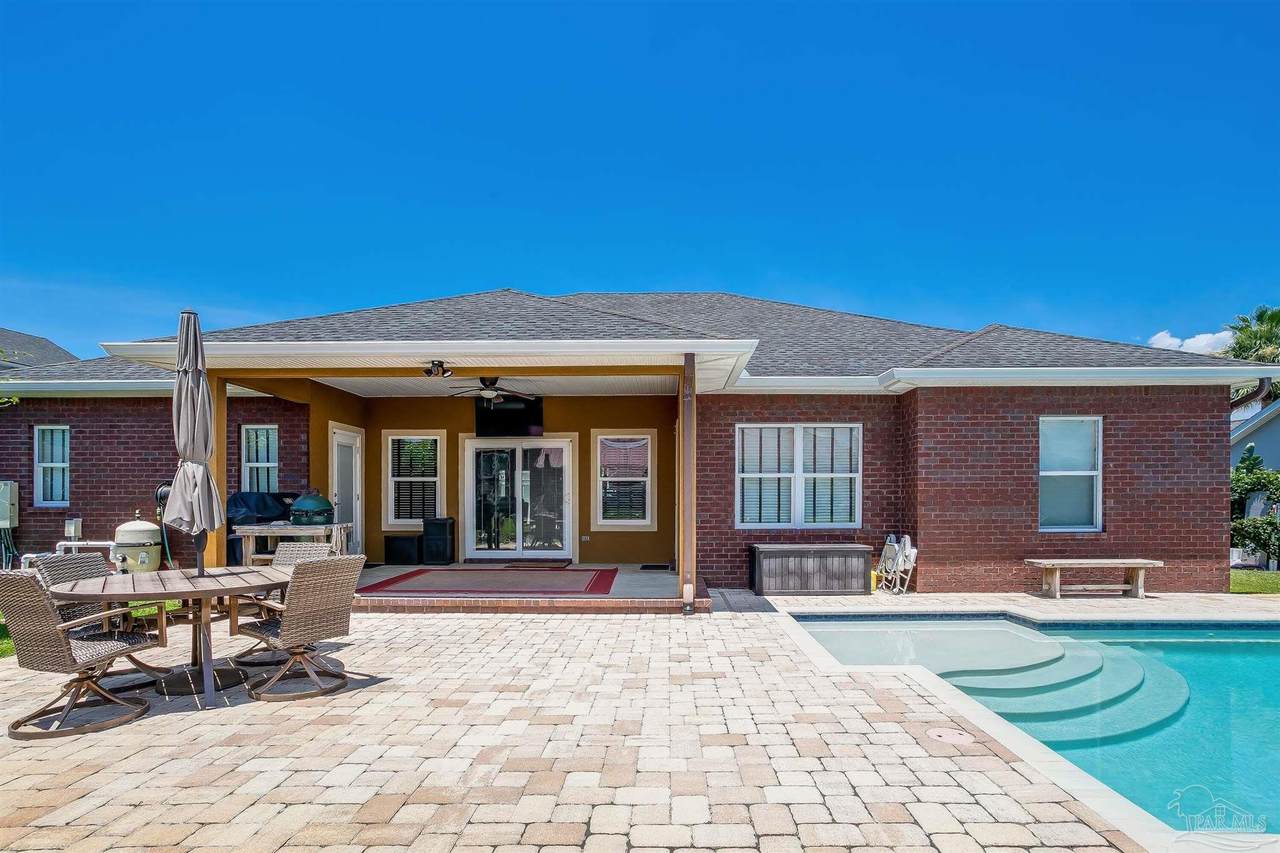 1606 Luzon Ln - Photo 1