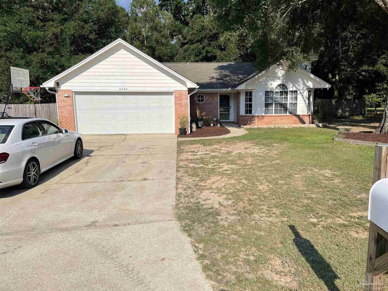 5793 Loring Dr - Photo 1