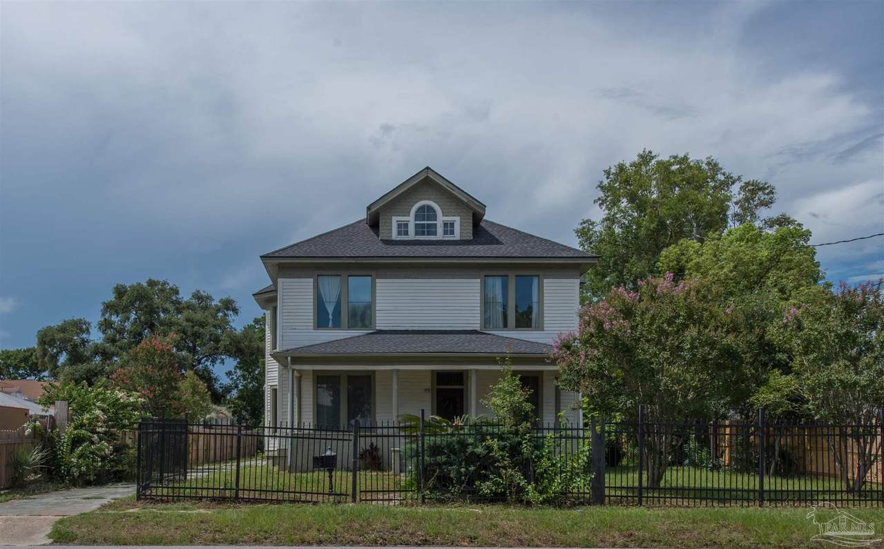 112 Gregory St - Photo 1