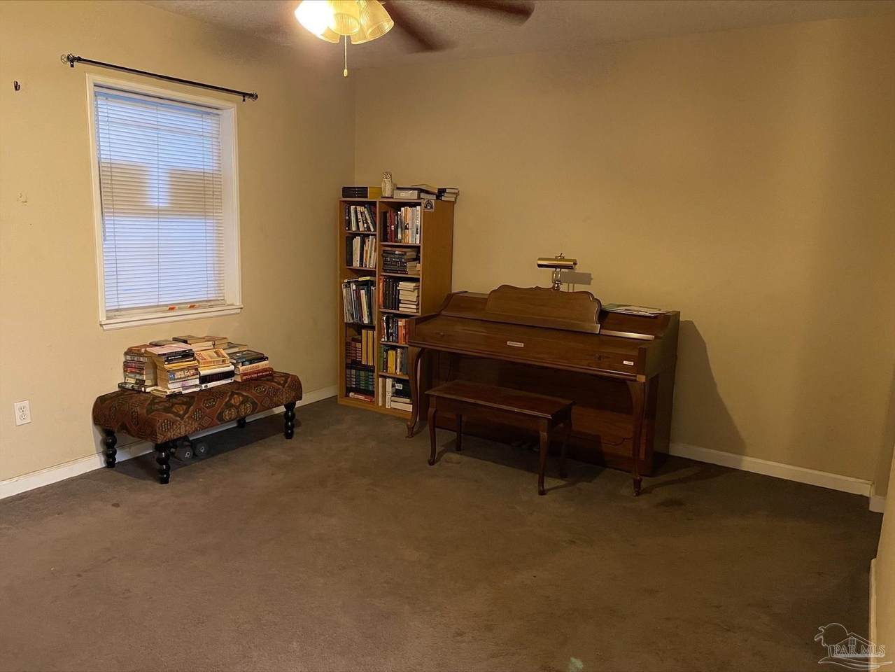 707 Calhoun Ave - Photo 1