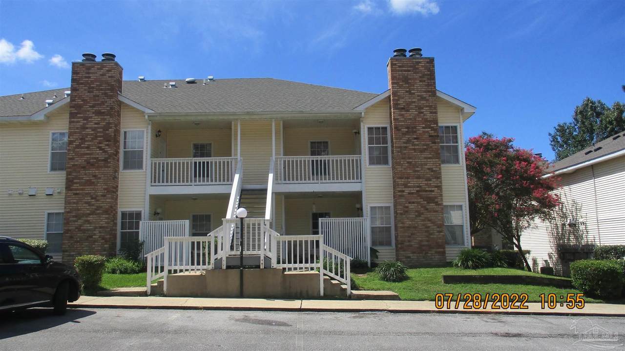 501 Burgess - Photo 1
