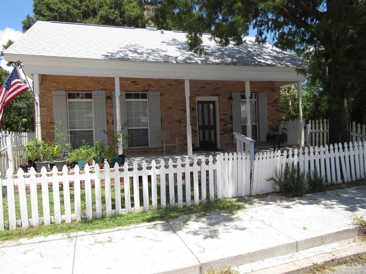 106 Wright St - Photo 1
