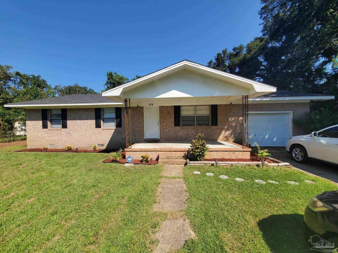 216 Virginia Way - Photo 1