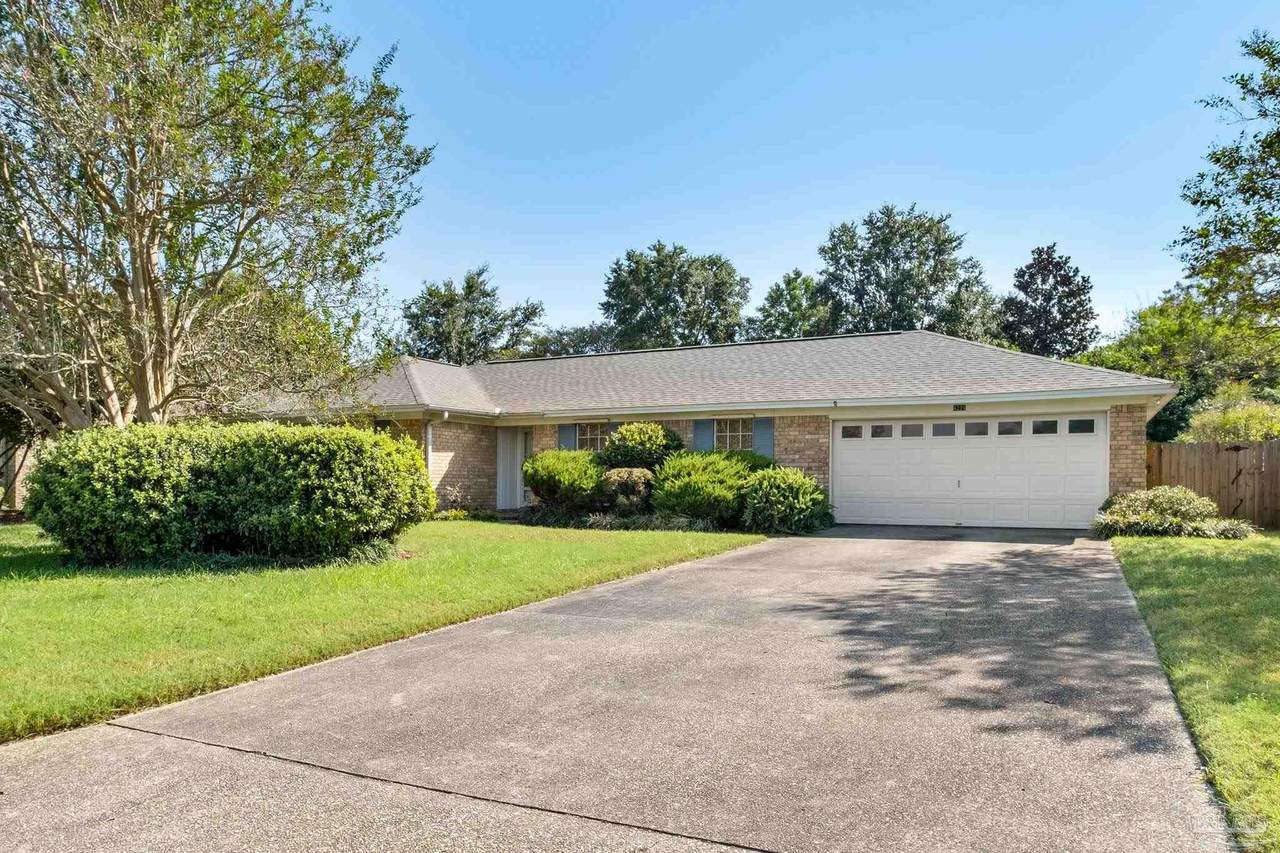 4225 April Rd - Photo 1