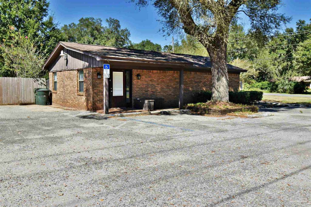 3805 Patricia Dr - Photo 1