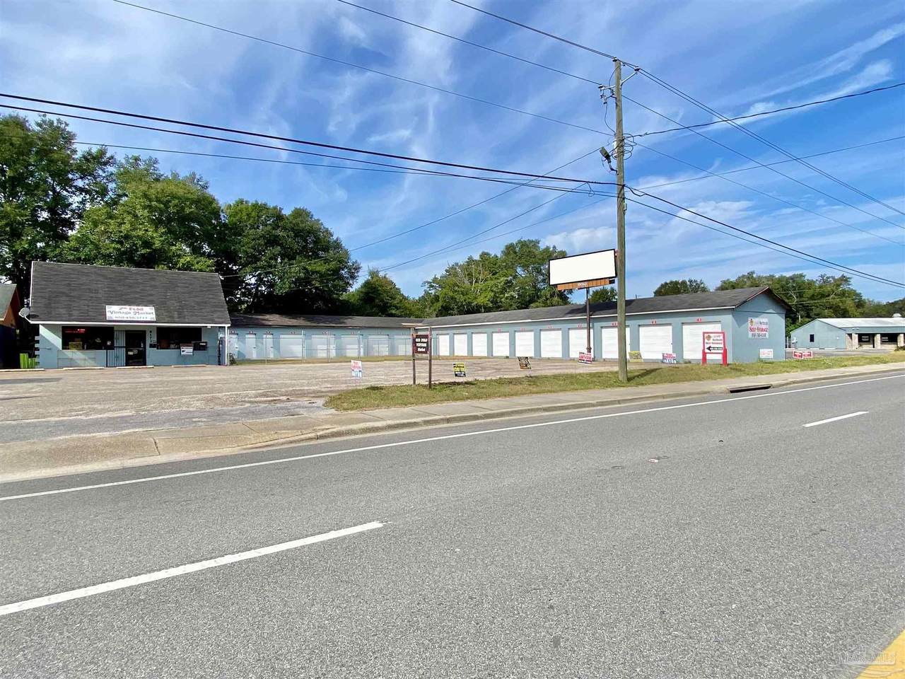 6173 Stewart St - Photo 1