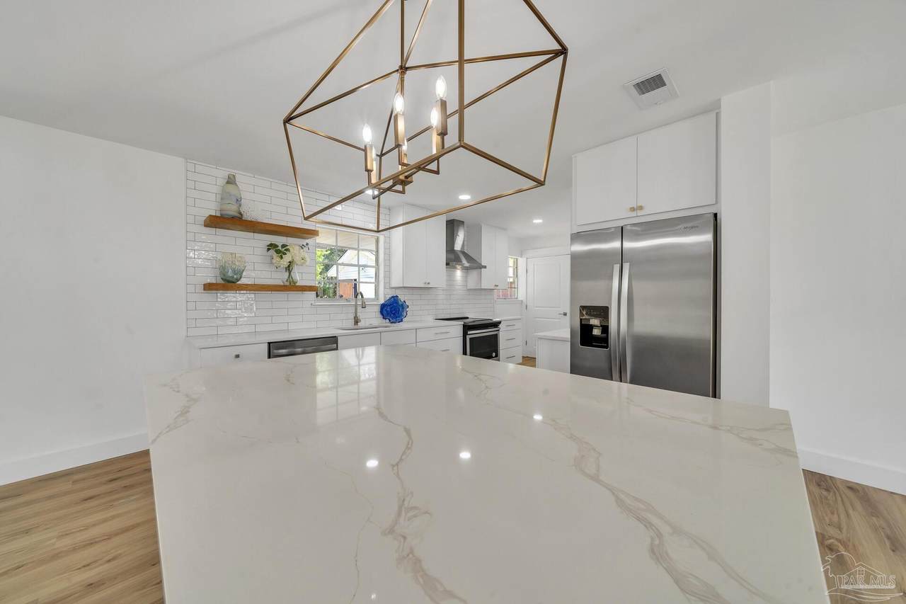 11 Maple Ave - Photo 1