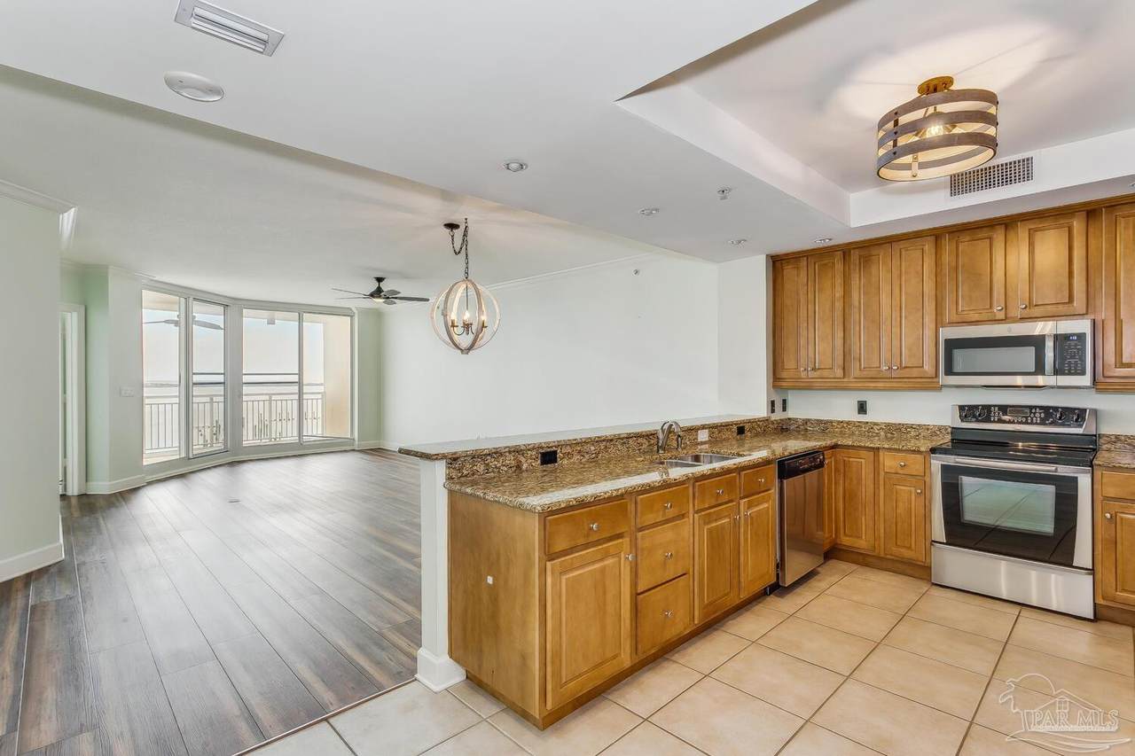 10099 Nelle Ave - Photo 1