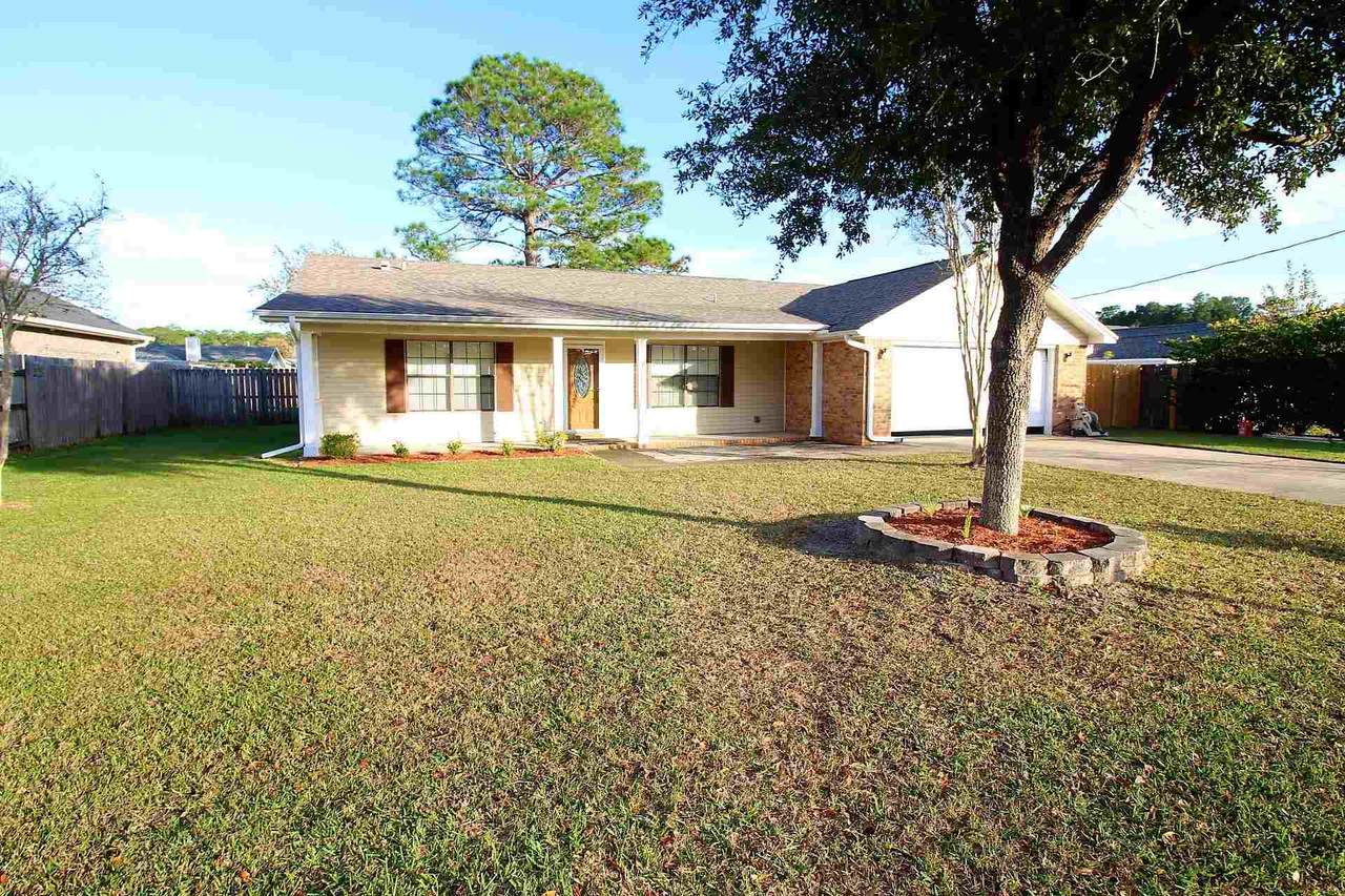 678 Seapine Cir - Photo 1