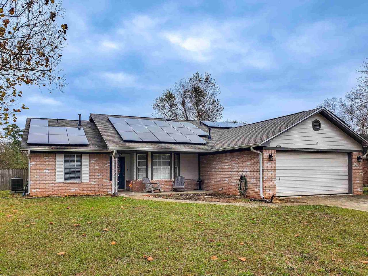 2052 Coral Creek Dr - Photo 1