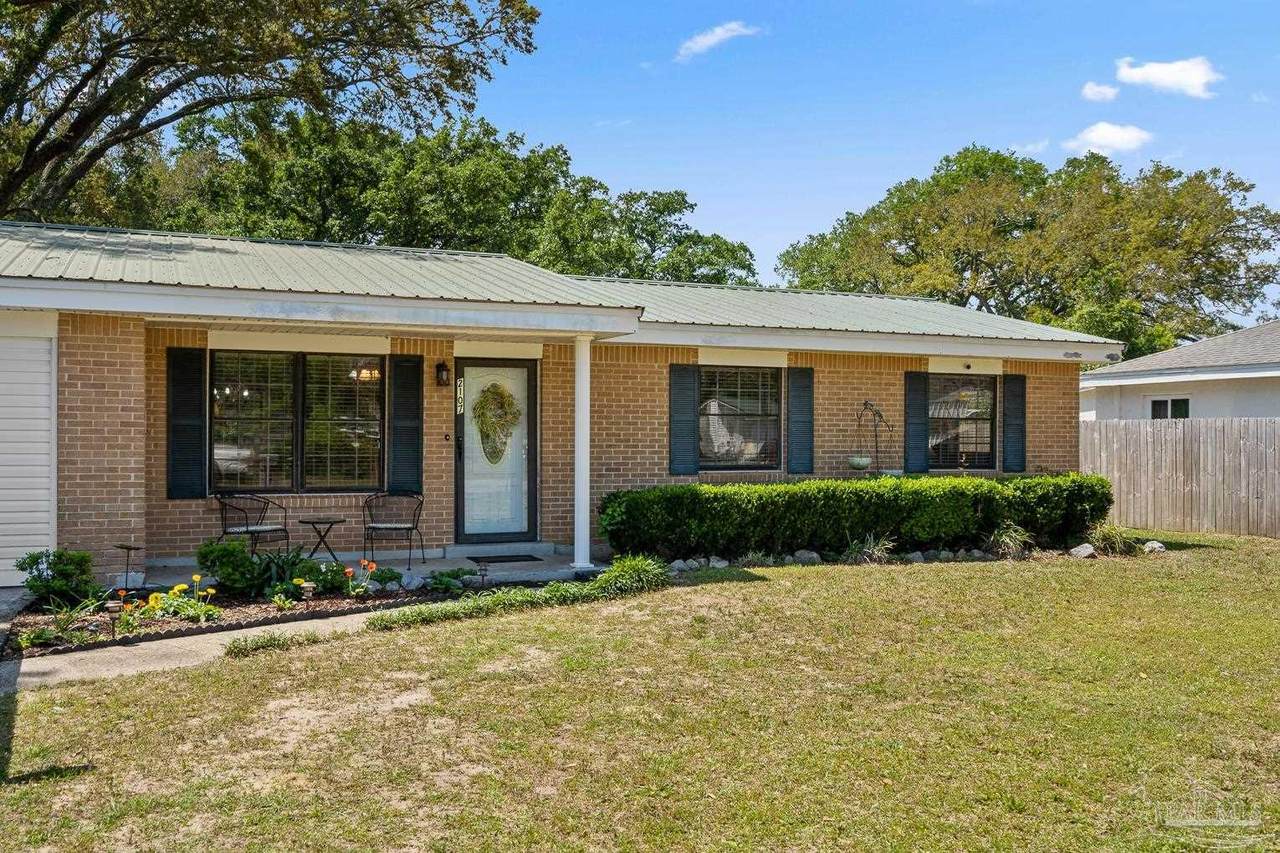 2107 Dora St - Photo 1