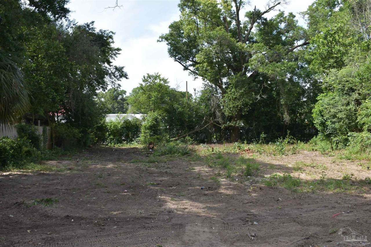 2305 Blount St - Photo 1