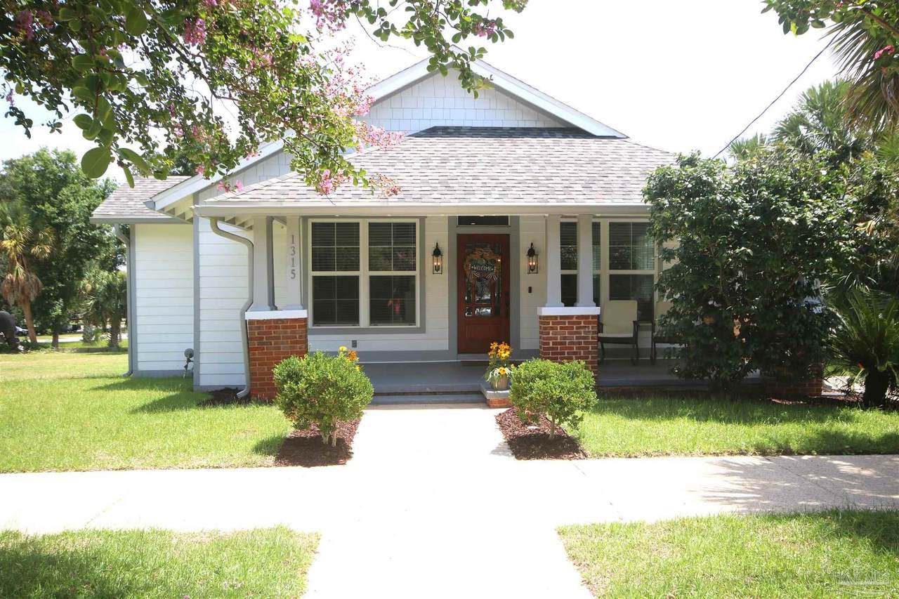 1315 La Rua St - Photo 1
