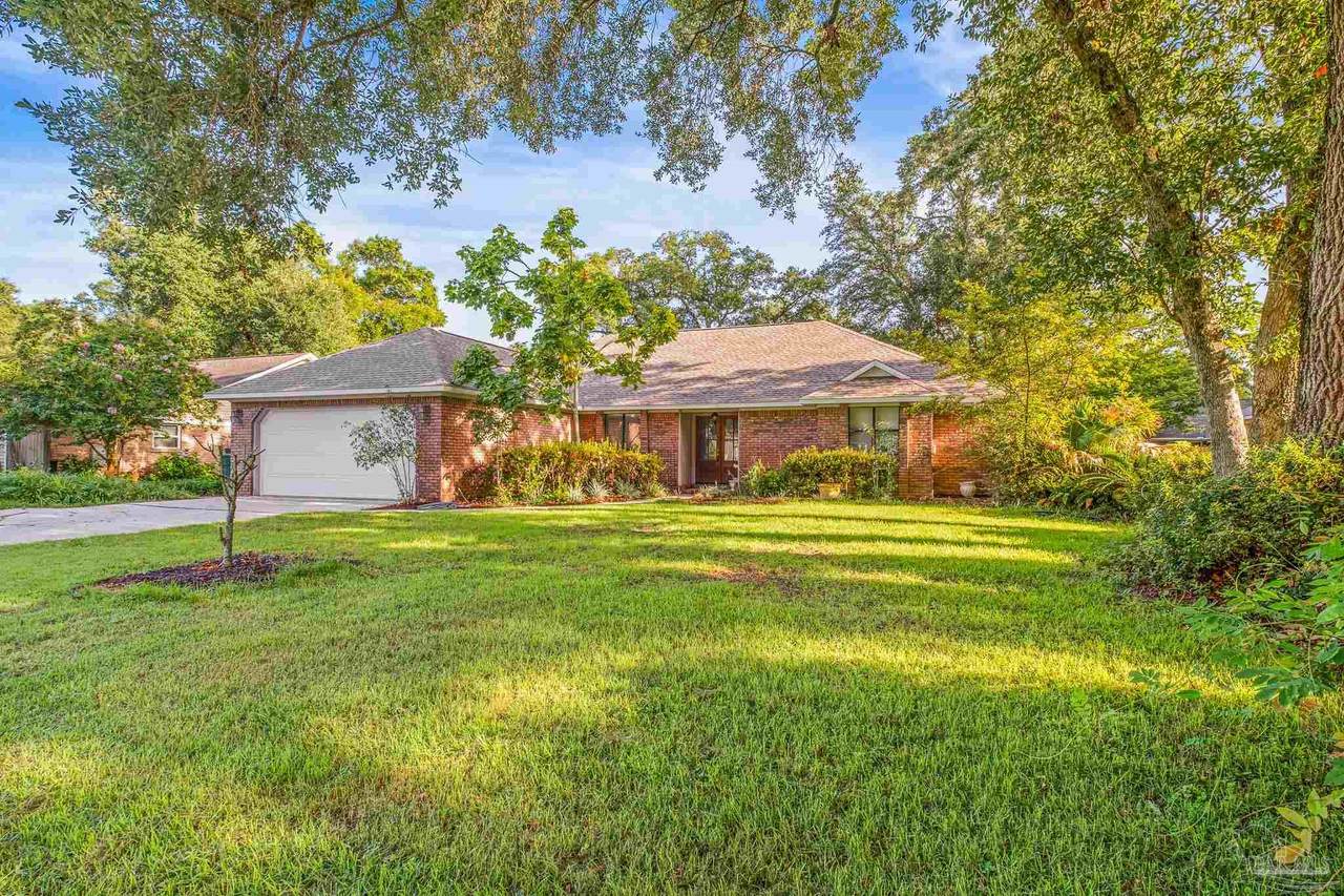 2752 Honeywood Dr - Photo 1