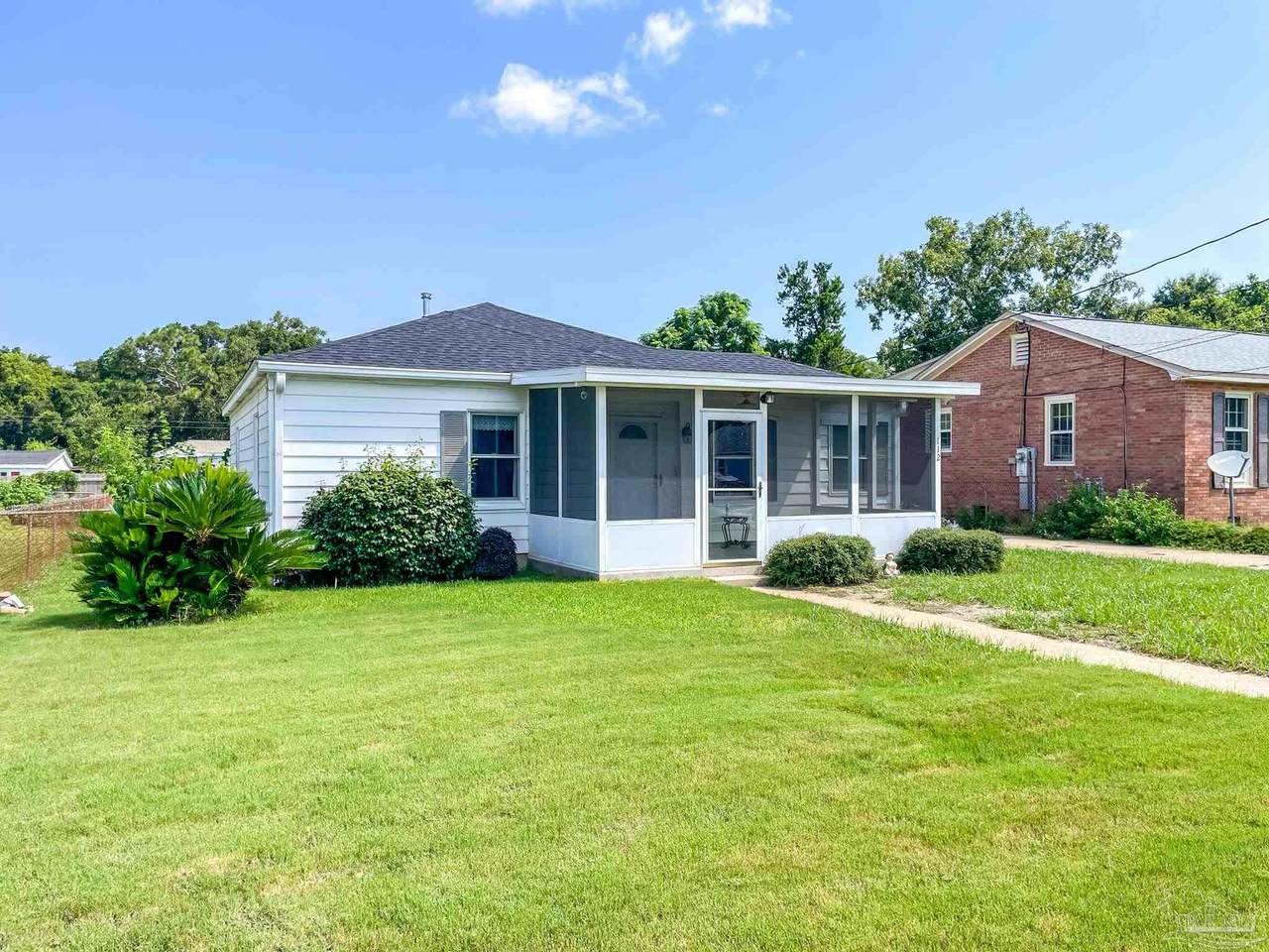 112 Elm St - Photo 1