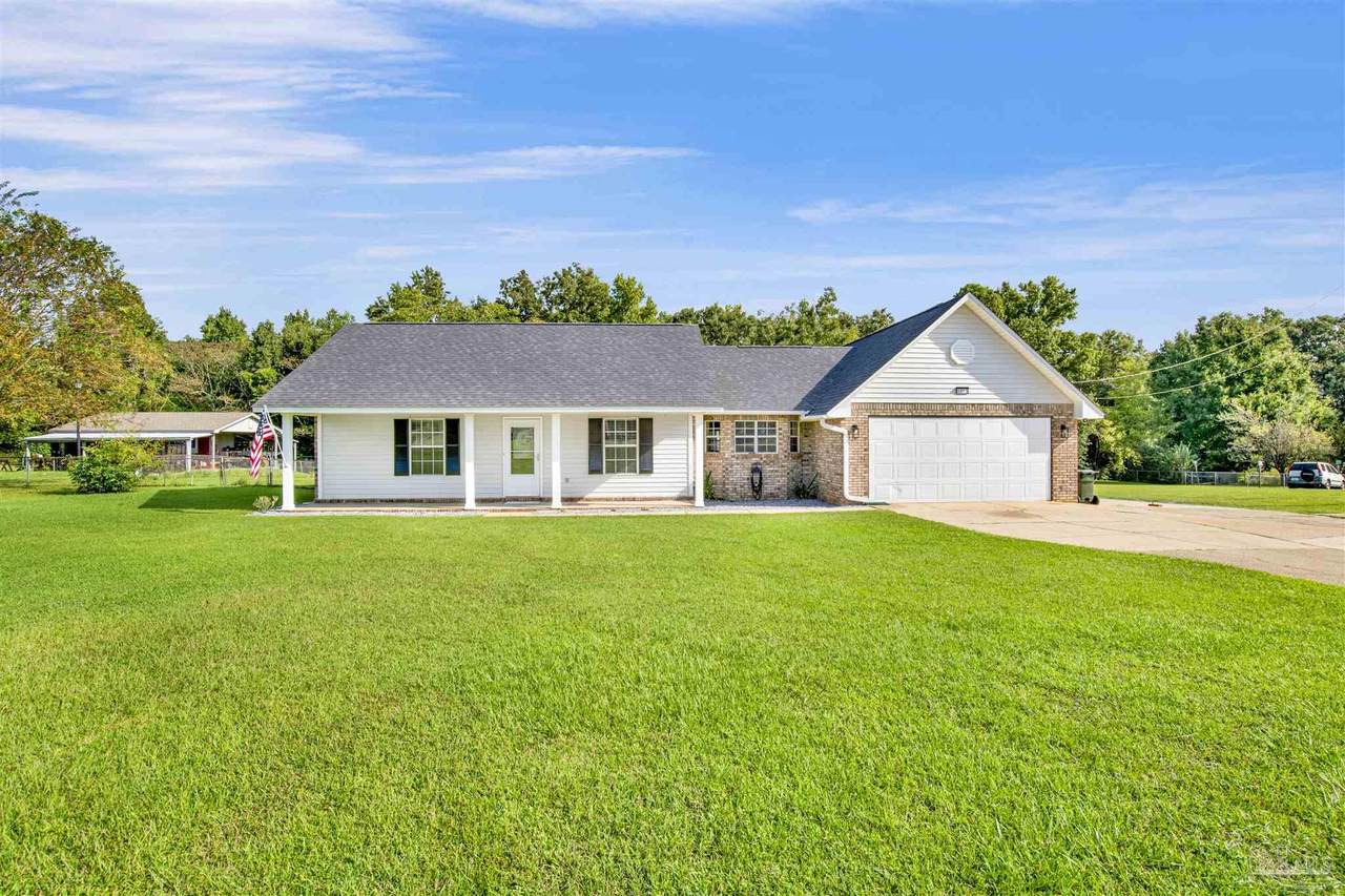 1716 Crest Ln - Photo 1
