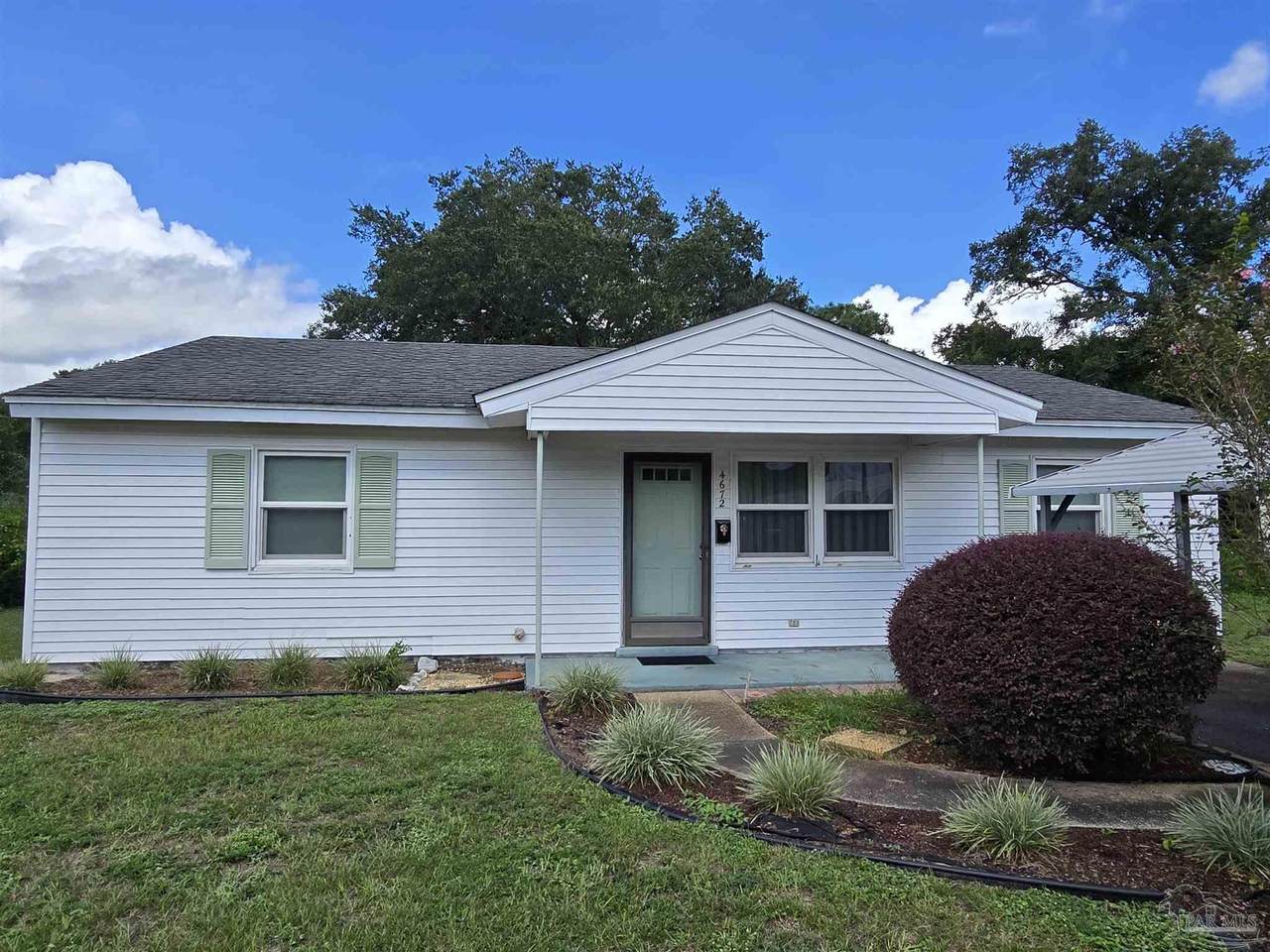 4672 Oakland Dr - Photo 1