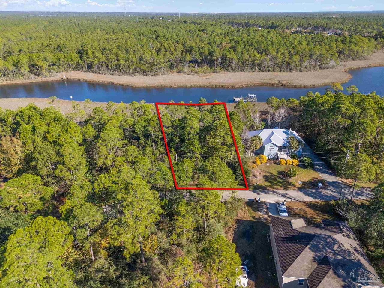5690 Tarpon Ct - Photo 1