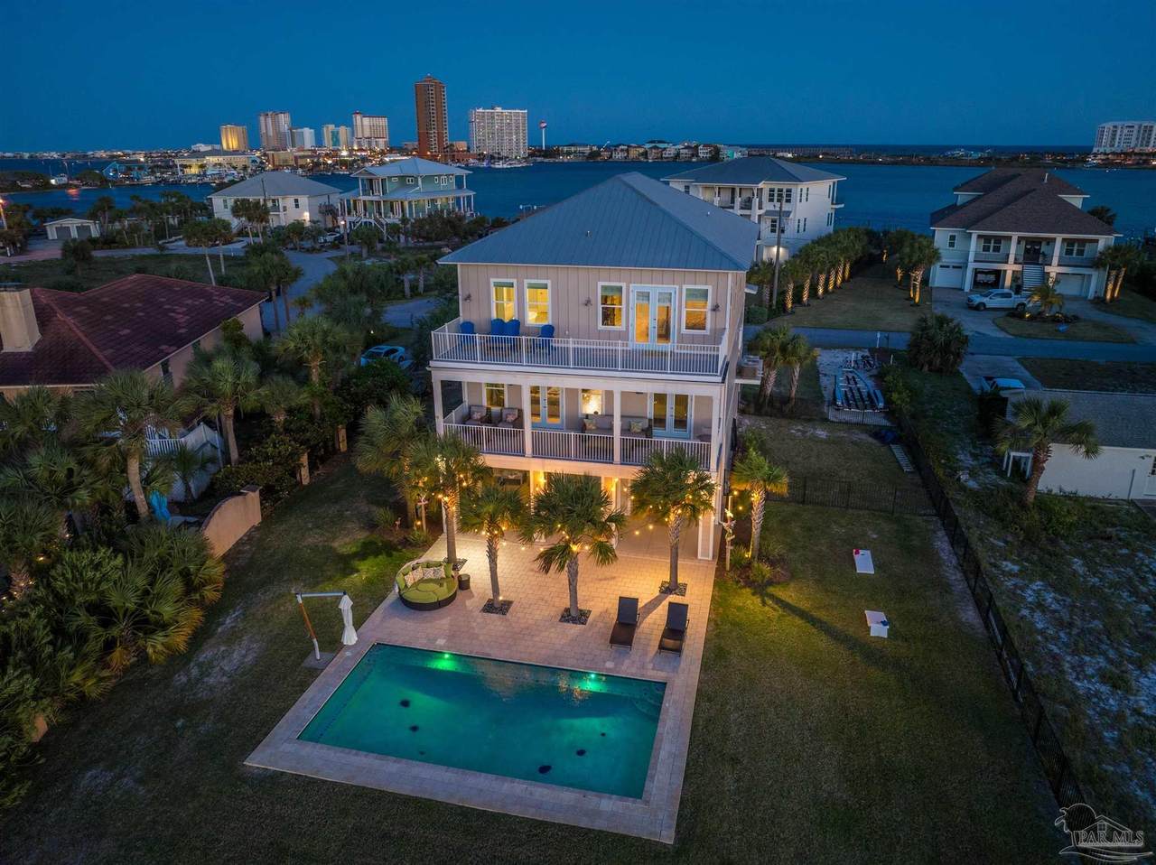 247 Sabine Dr - Photo 1