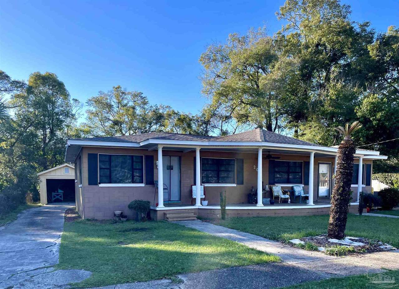 209 E St - Photo 1