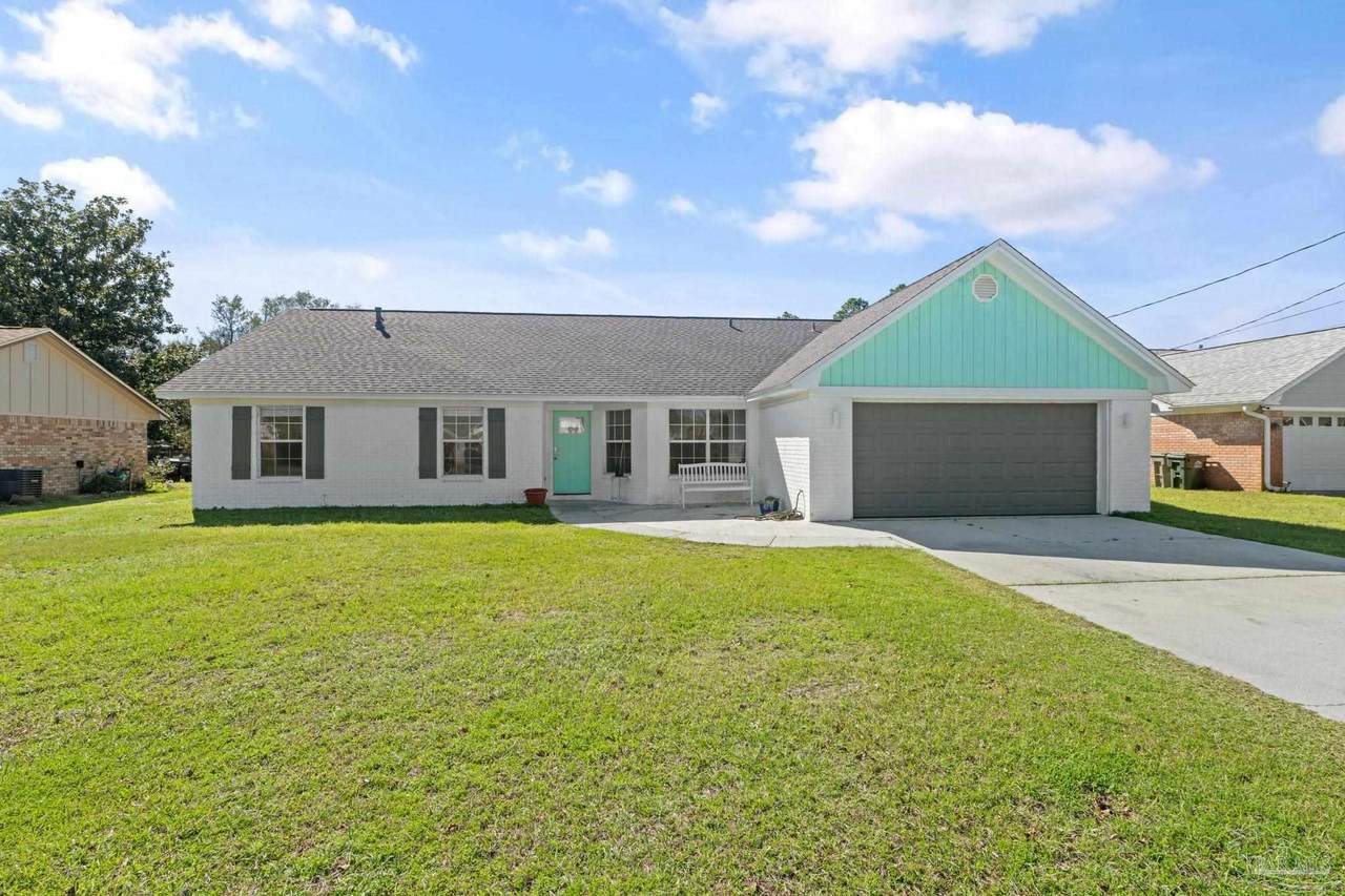 4007 Shorewood Dr - Photo 1