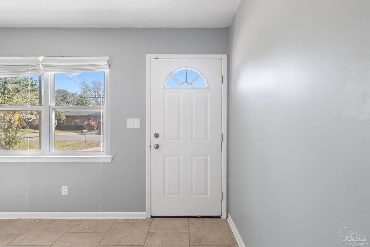 https://bt-photos.global.ssl.fastly.net/pensacola/1280_boomver_1_660384-3.jpg