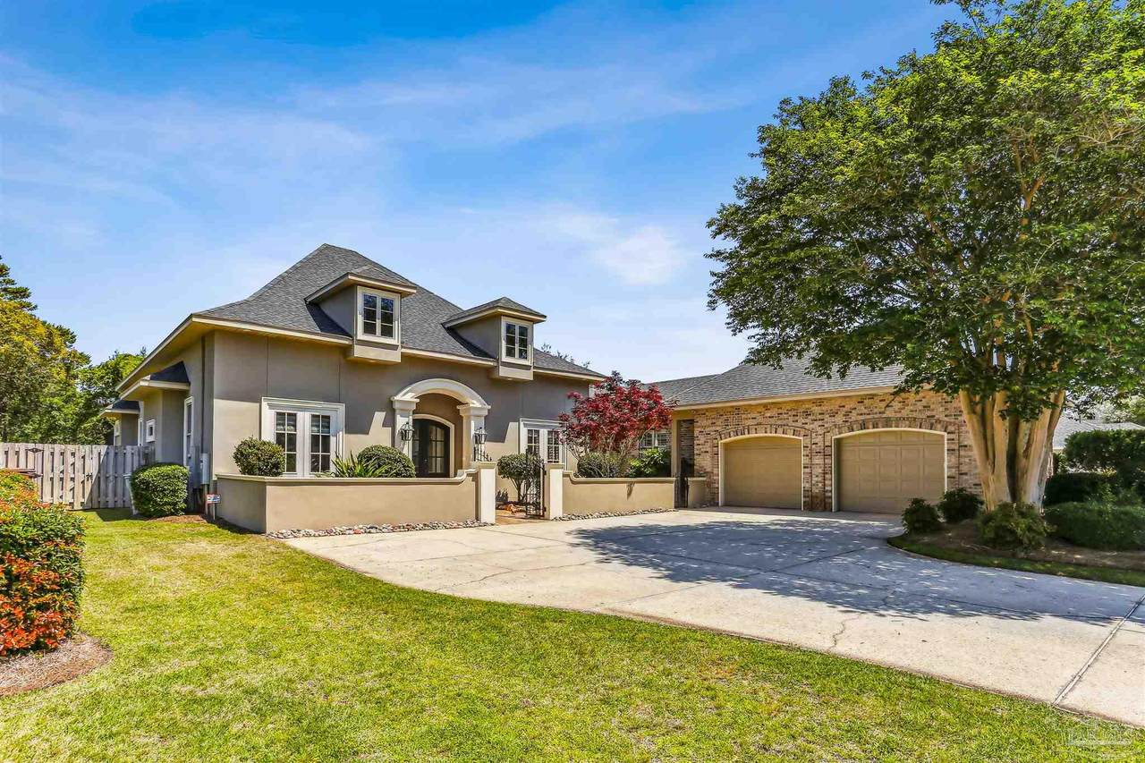 2679 Edmund Dr - Photo 1