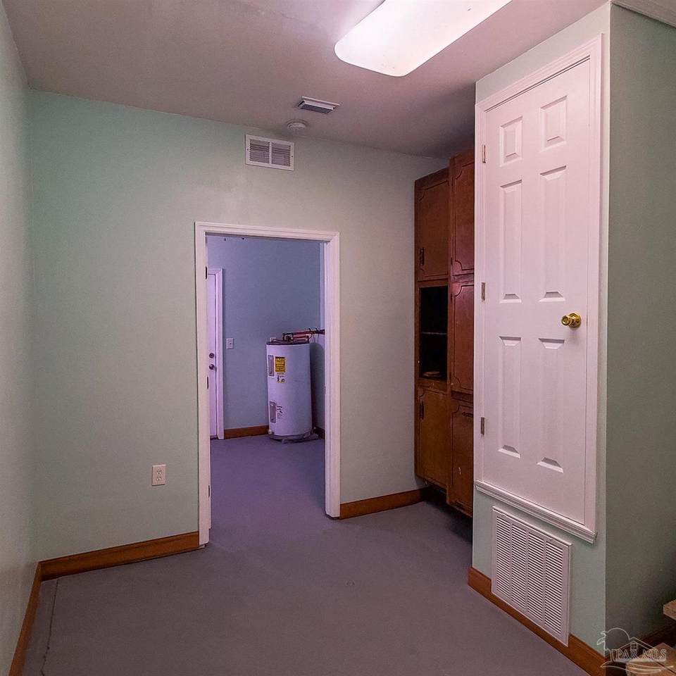 https://bt-photos.global.ssl.fastly.net/pensacola/1280_boomver_1_661703-2.jpg