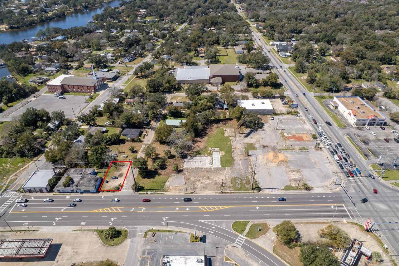 101 Navy Blvd - Photo 1