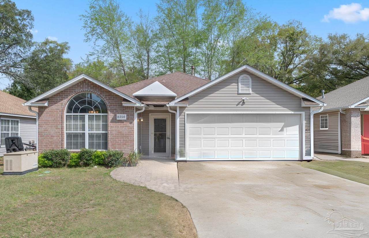 8250 Carriage Ln - Photo 1