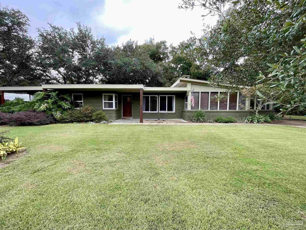 29 Highpoint Dr - Photo 1