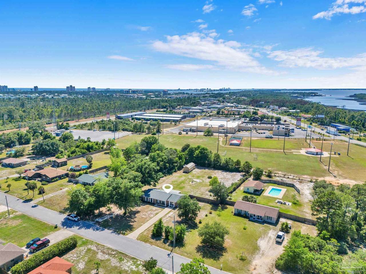 5521 Sunburst Ln - Photo 1