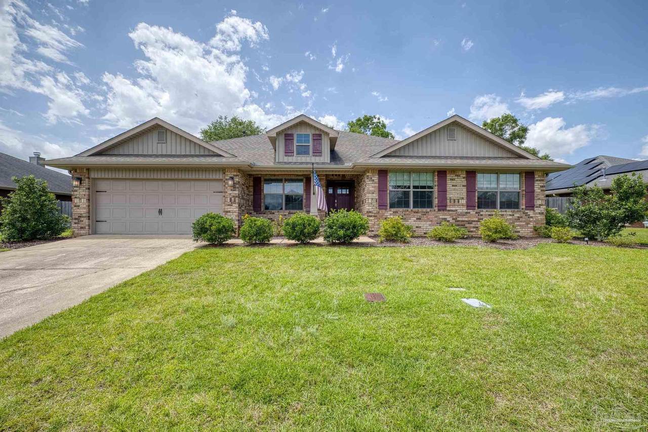 4592 Belvedere Cir - Photo 1