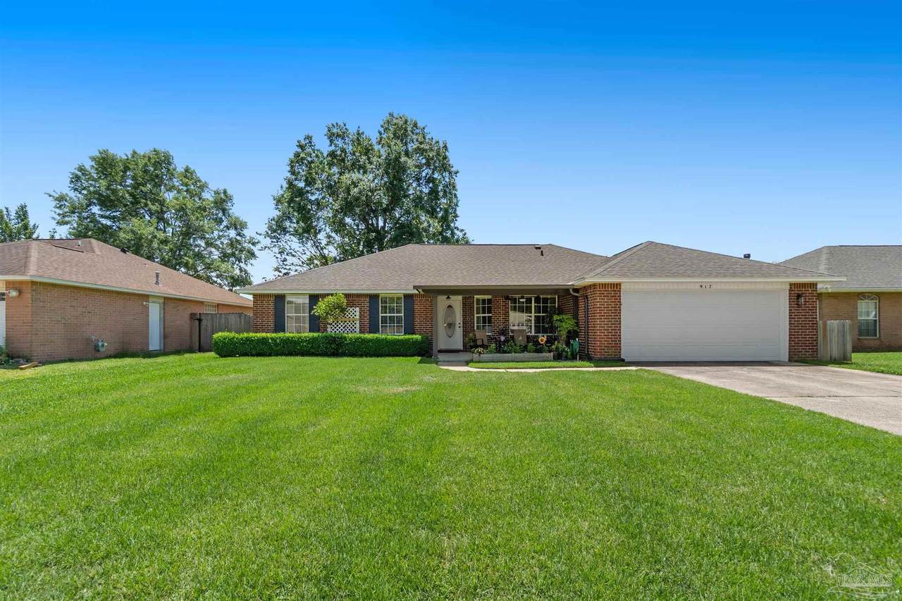 917 Broken Arrow Ln - Photo 1