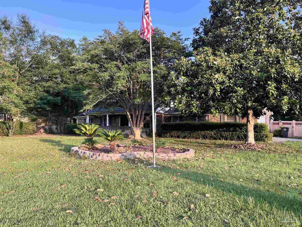 400 Chanterelle Dr - Photo 1