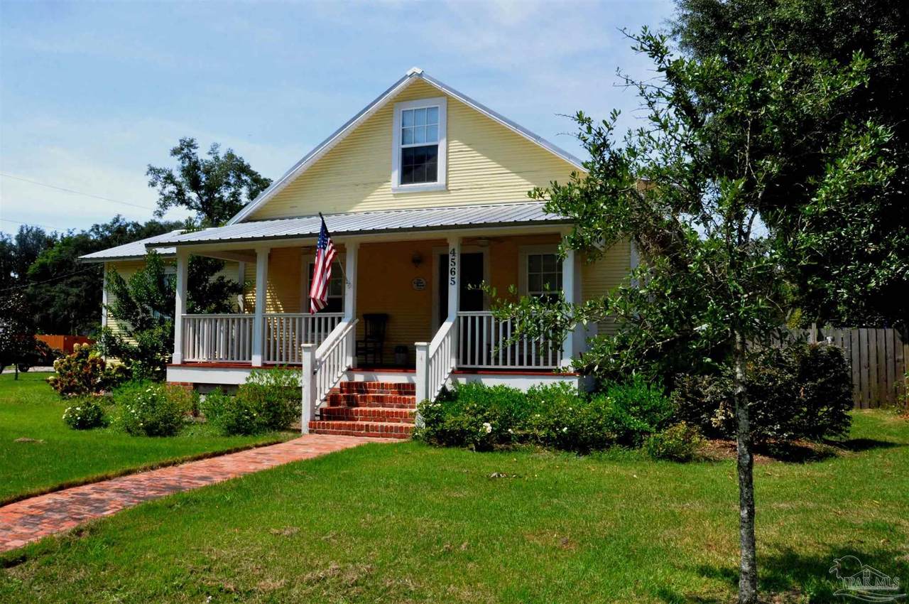 4565 Forsyth St - Photo 1