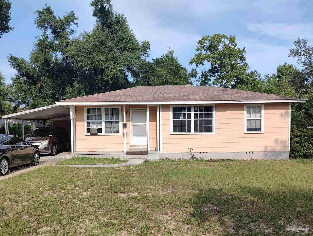 525 Pelham Rd - Photo 1