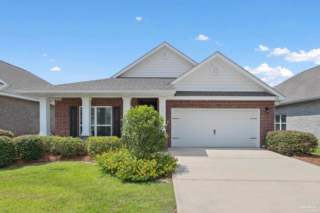 7708 Burnside Loop - Photo 1
