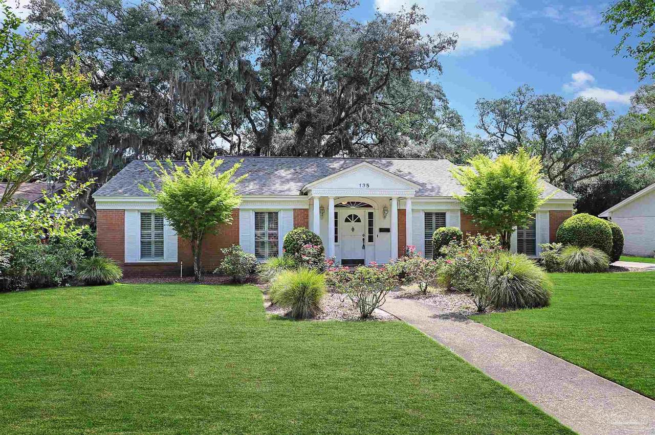 135 Highpoint Dr - Photo 1