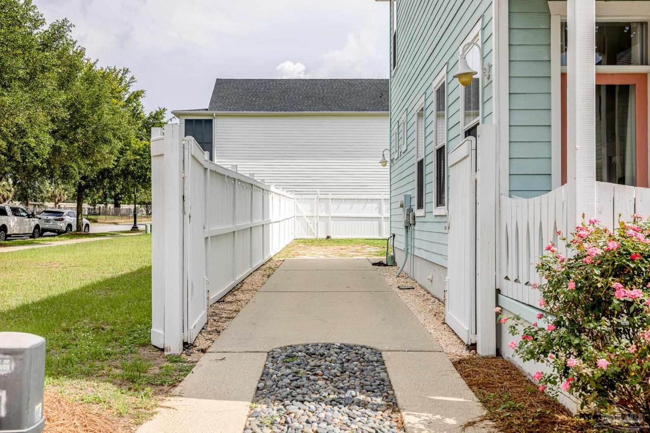 https://bt-photos.global.ssl.fastly.net/pensacola/1280_boomver_1_665794-2.jpg